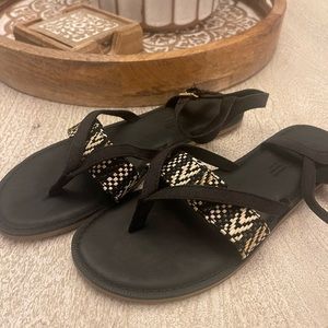 Tom’s Strappy Lexi Sandals with Geometric Pattern